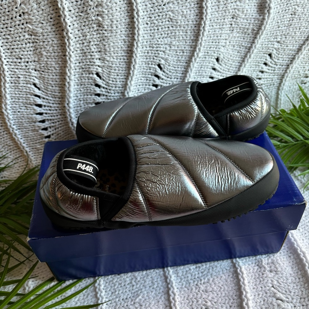 P448 Laby Silver Slip-On Sneakers Size : 38 or U.S size 7.5 - Picture 7 of 14